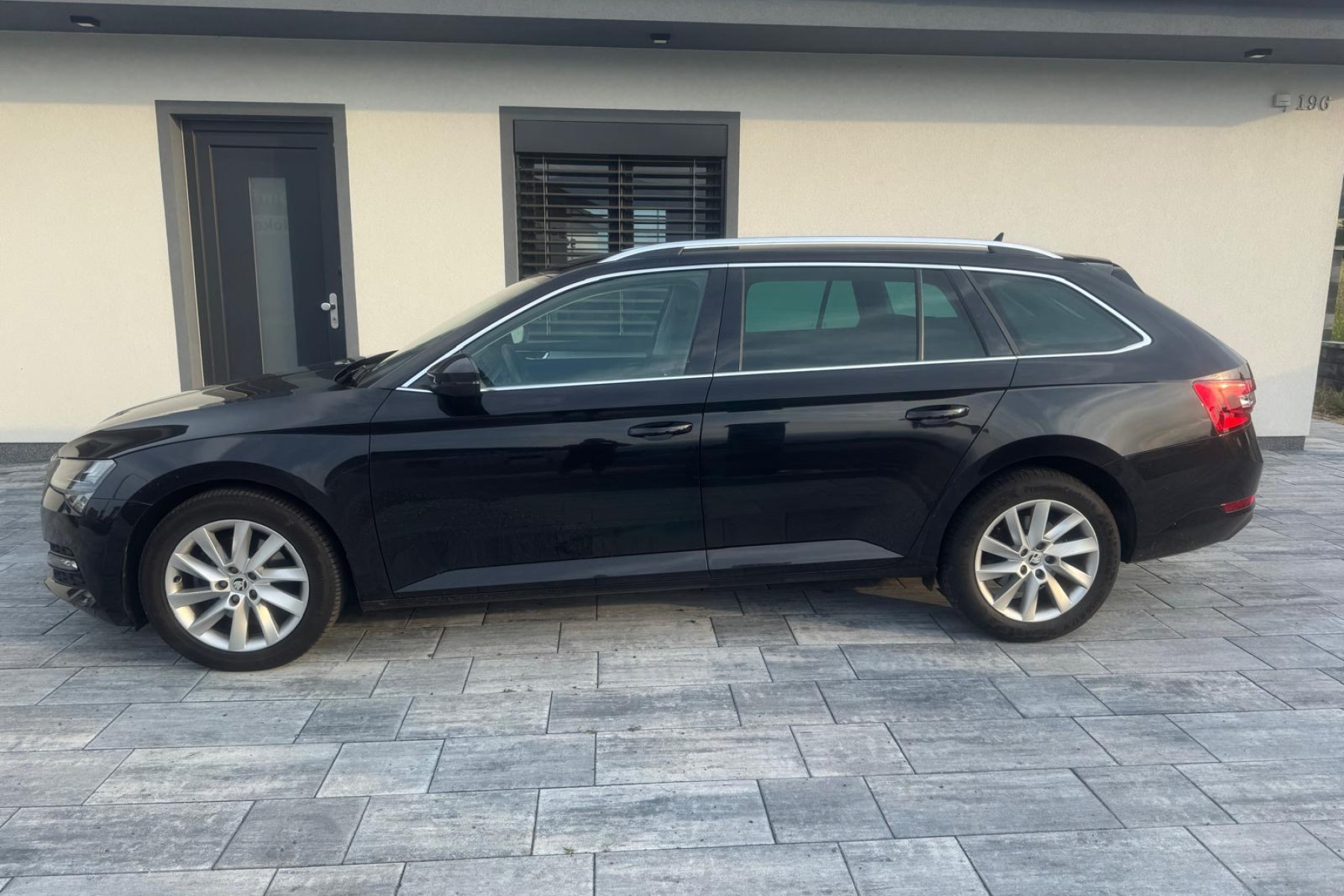 ŠKODA SUPERB COMBI 1.5 TSI 110 KW 6M BUSINESS LINE na splátky - fotografie 3