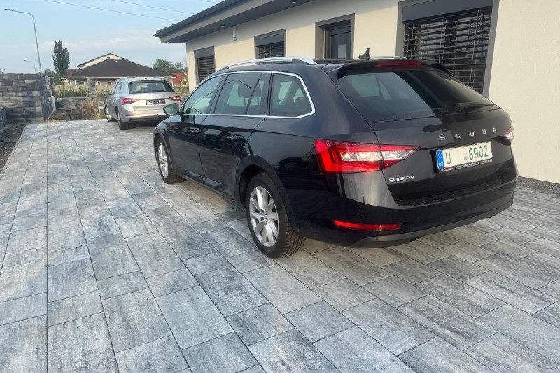 ŠKODA SUPERB COMBI 1.5 TSI 110 KW 6M BUSINESS LINE na splátky - fotografie 4
