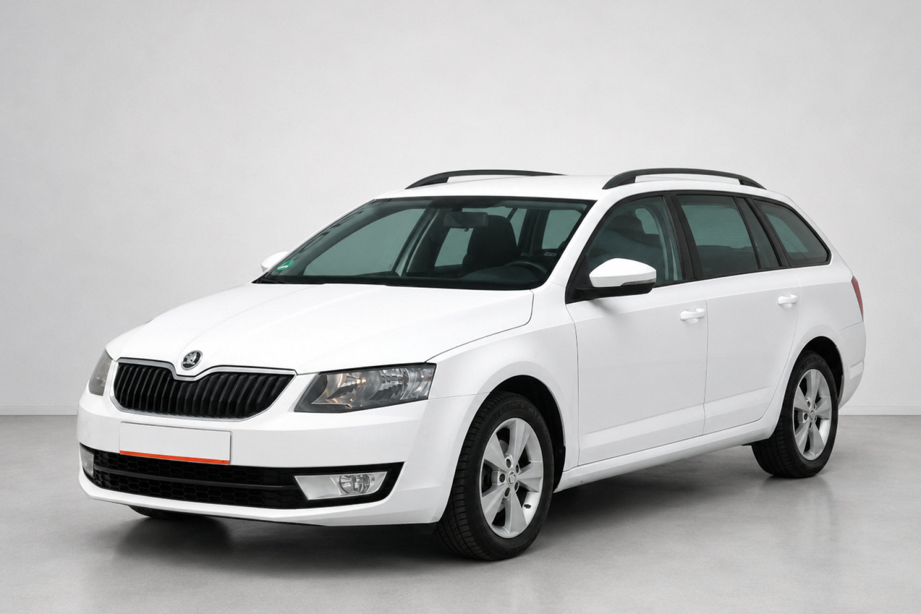 ŠKODA OCTAVIA COMBI 1.6 TDI 81 KW  STYLE na splátky - fotografie 2