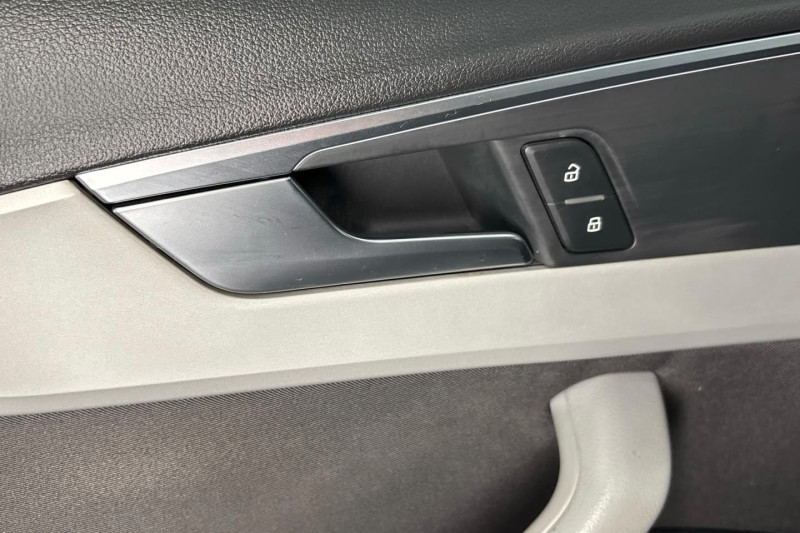 AUDI A4 AVANT 40 TDI 150 KW AUTOMAT na splátky - fotografie 23