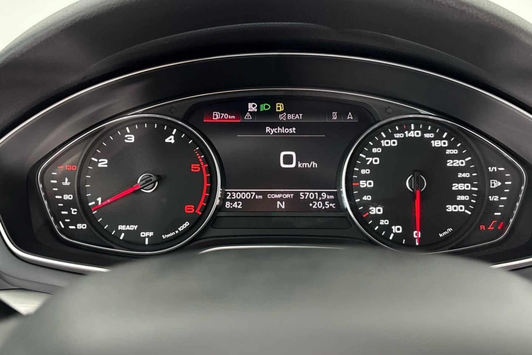 AUDI A4 AVANT 40 TDI 150 KW AUTOMAT na splátky - fotografie 12