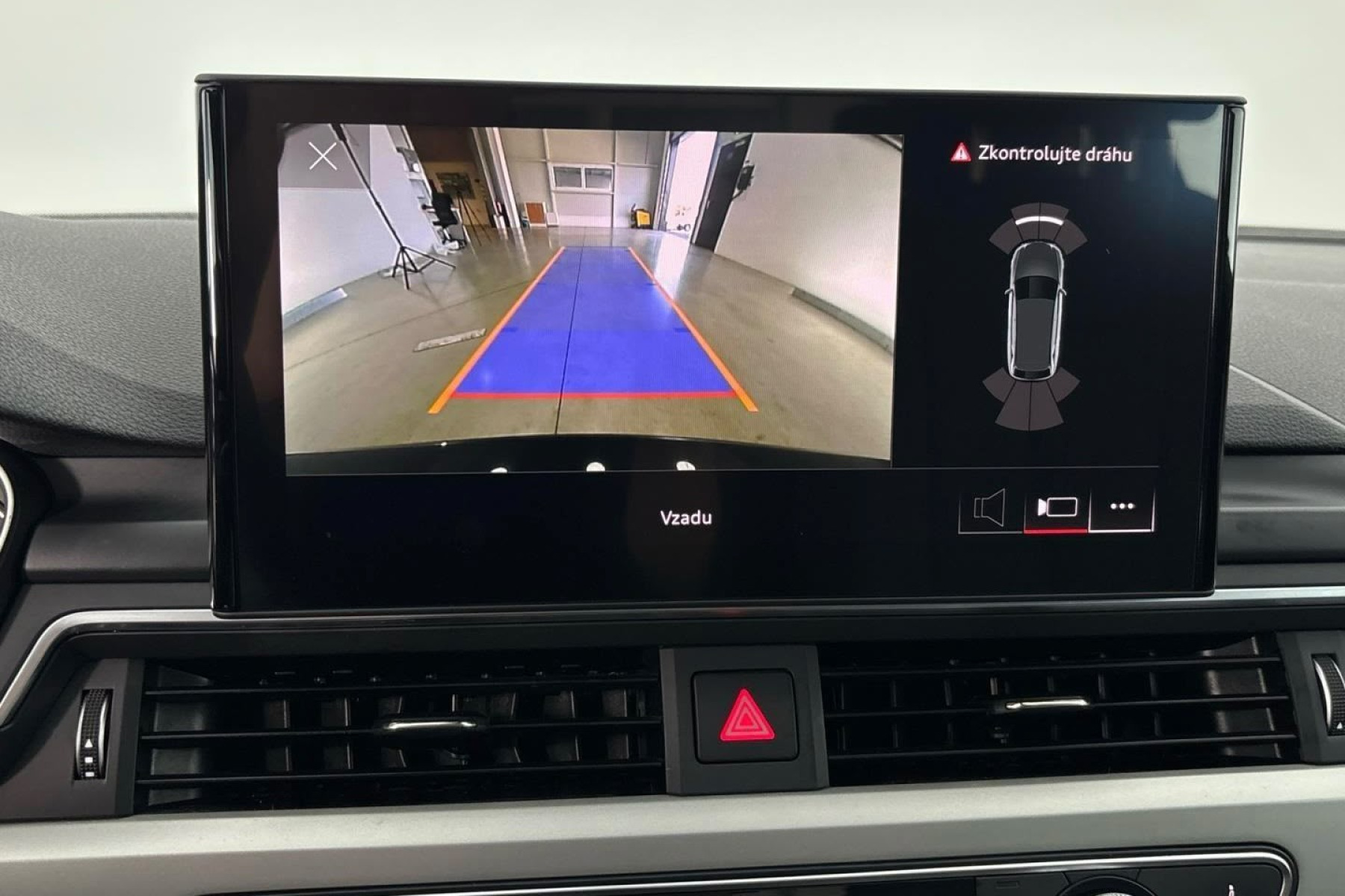AUDI A4 AVANT 40 TDI 150 KW AUTOMAT na splátky - fotografie 11