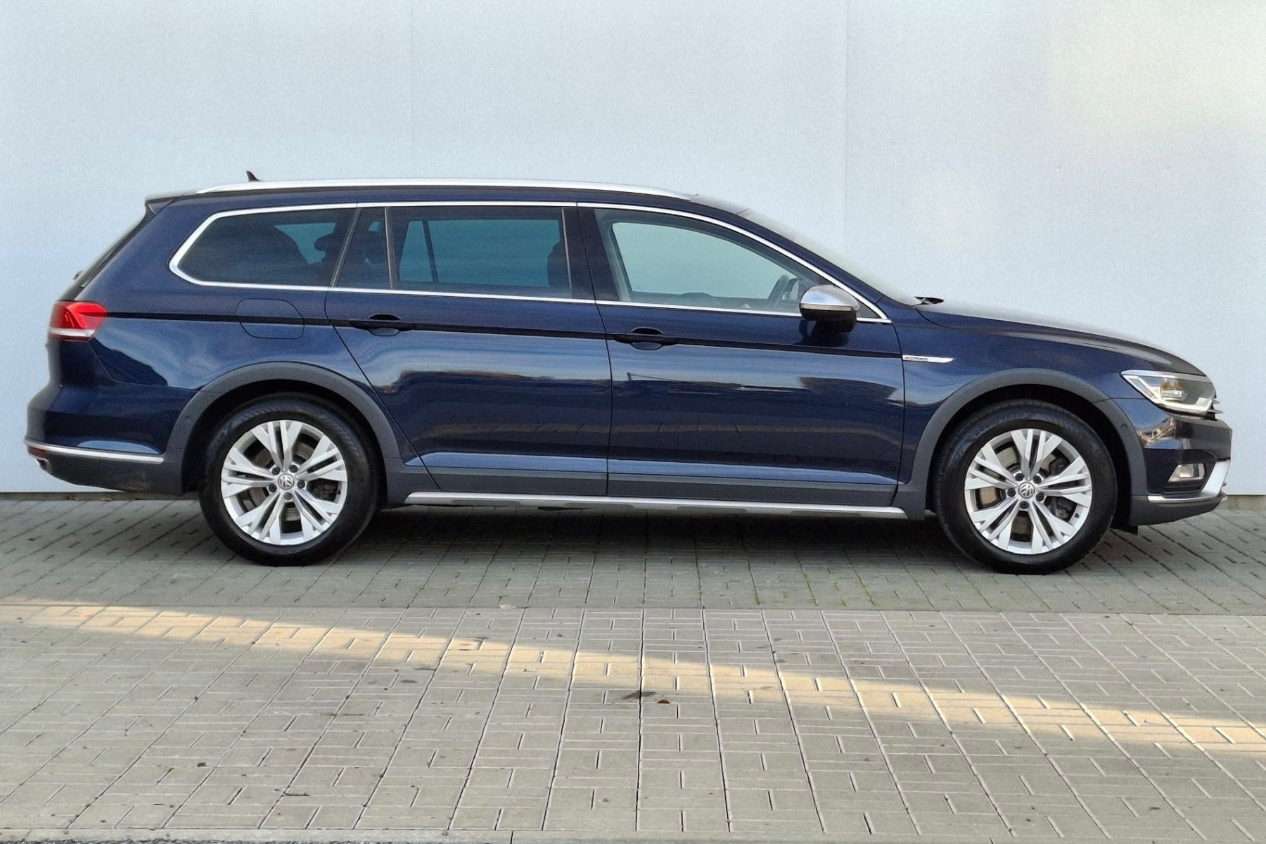 VOLKSWAGEN PASSAT VARIANT ALLTRACK 2.0 TDI 176 KW DSG 4X4 na splátky - fotografie 7