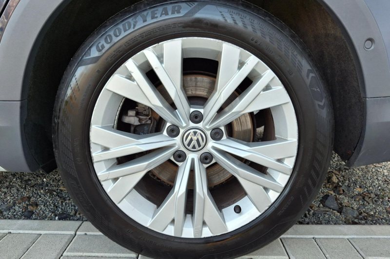 VOLKSWAGEN PASSAT VARIANT ALLTRACK 2.0 TDI 176 KW DSG 4X4 na splátky - fotografie 23
