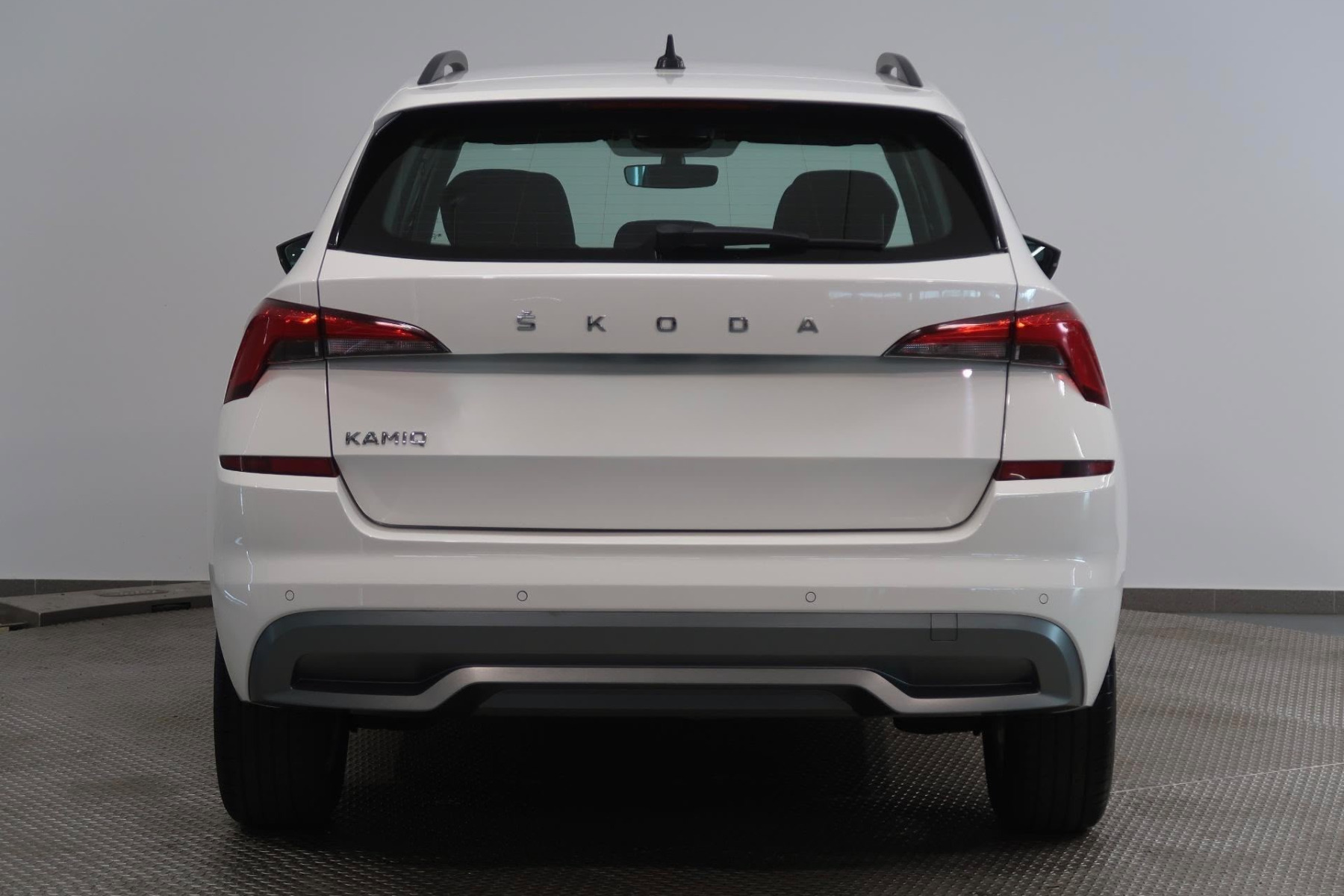 ŠKODA KAMIQ 1.5 TSI 110 KW AMBITION na splátky - fotografie 5
