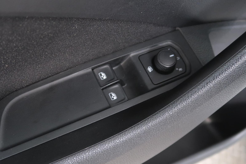 ŠKODA KAMIQ 1.5 TSI 110 KW AMBITION na splátky - fotografie 17