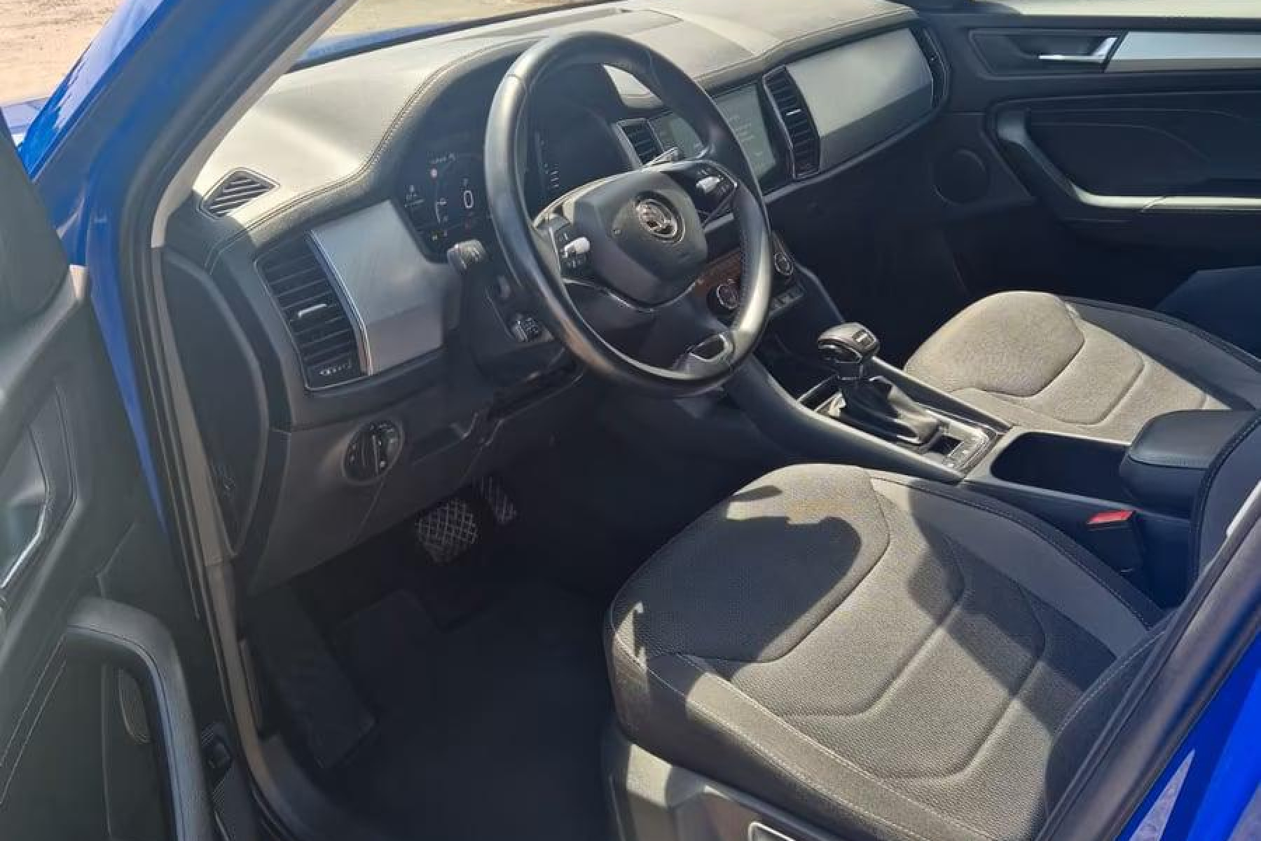 ŠKODA KODIAQ 2.0 TDI 110 KW DSG 7 MÍST na splátky - fotografie 9