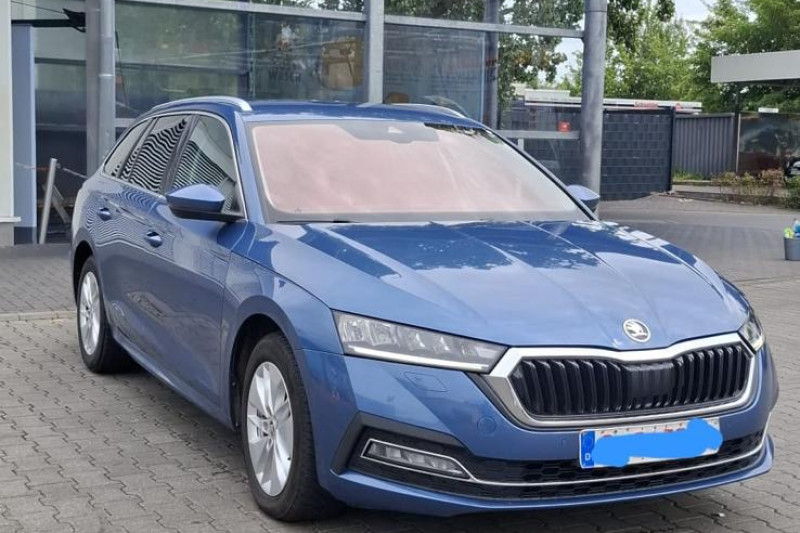 ŠKODA OCTAVIA 2.0 TDI 110 KW DSG na splátky - fotografie 3