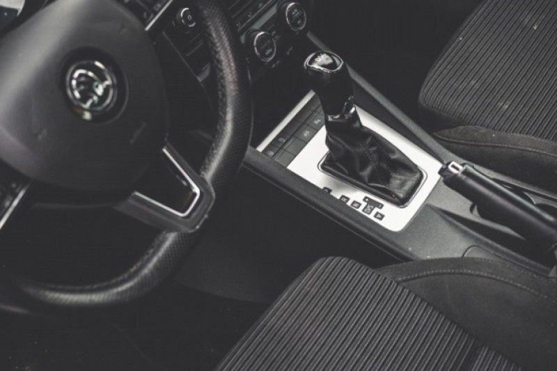 ŠKODA OCTAVIA III 2.0 TDI COMBI DSG na splátky - fotografie 15