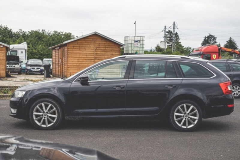 ŠKODA OCTAVIA III 2.0 TDI COMBI DSG na splátky - fotografie 3