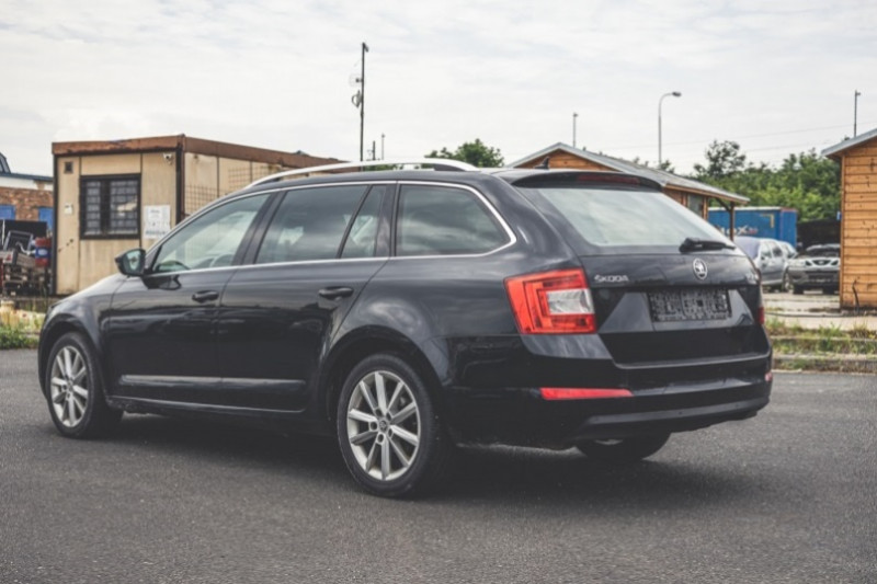 ŠKODA OCTAVIA III 2.0 TDI COMBI DSG na splátky - fotografie 4