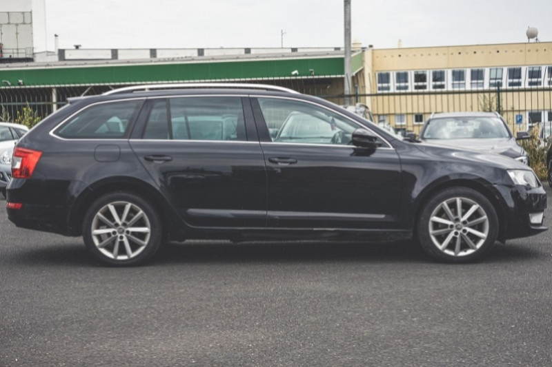 ŠKODA OCTAVIA III 2.0 TDI COMBI DSG na splátky - fotografie 5