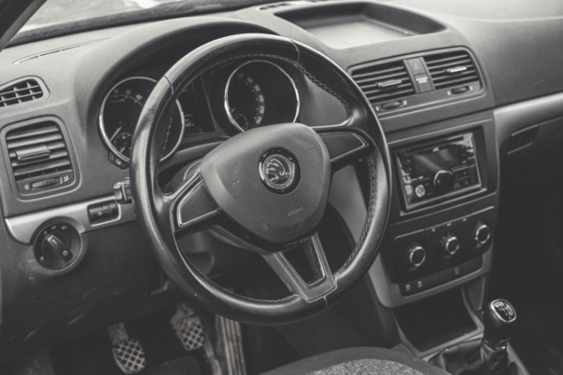 ŠKODA YETI 2.0 TDI na splátky - fotografie 16