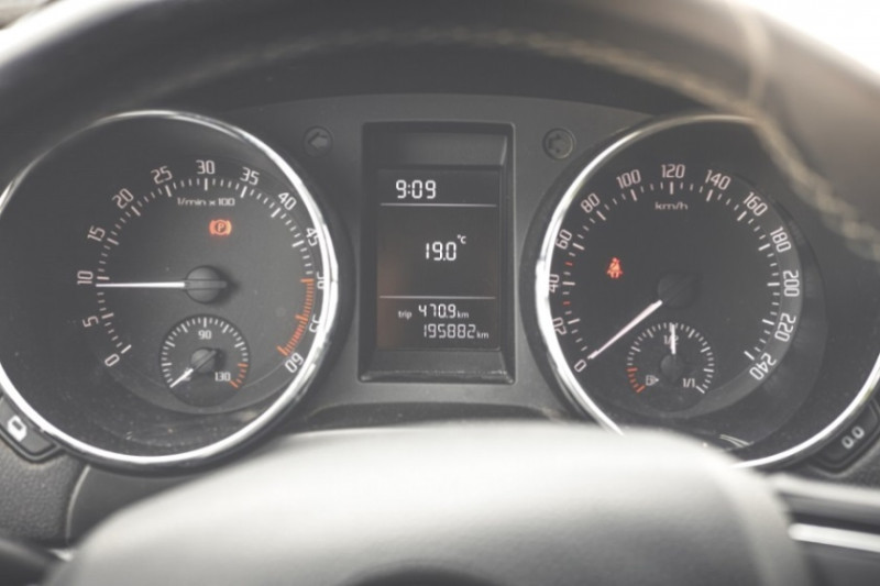 ŠKODA YETI 2.0 TDI na splátky - fotografie 17