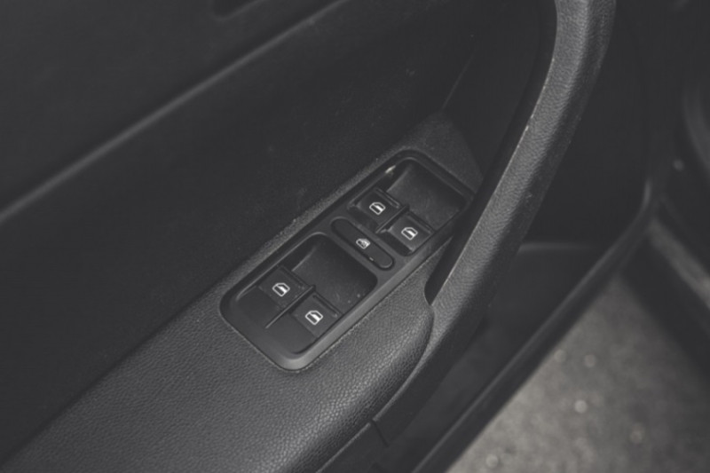 ŠKODA YETI 2.0 TDI na splátky - fotografie 9